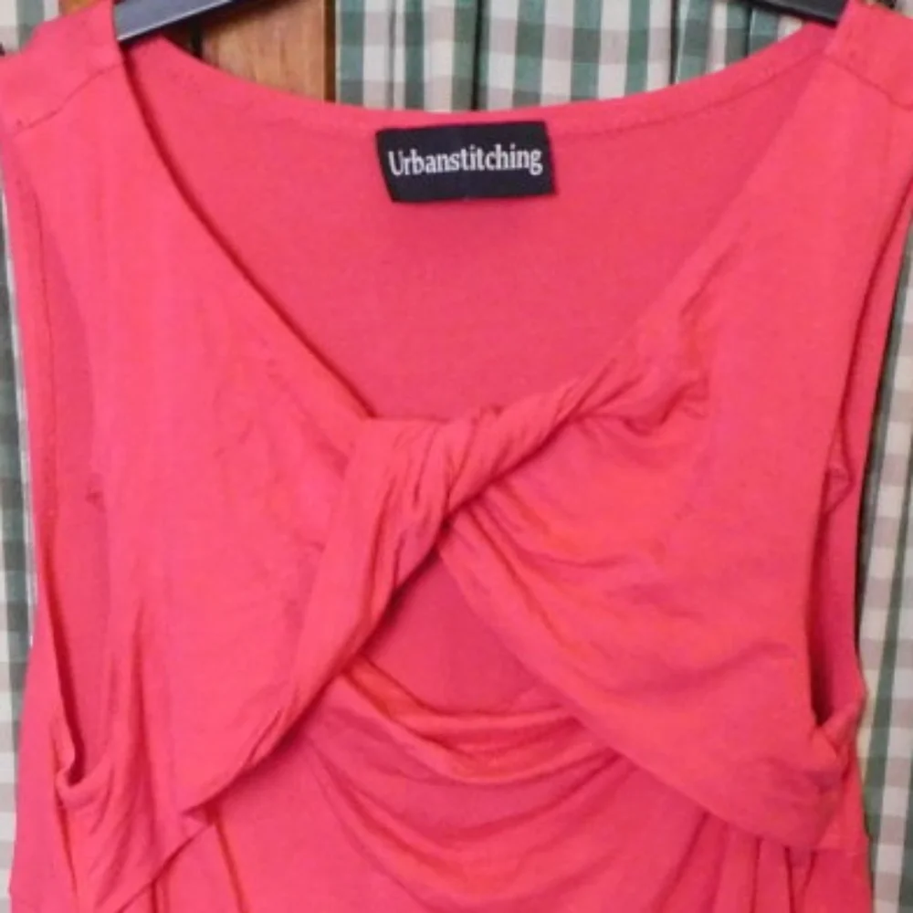 N/A urbanstiching pink